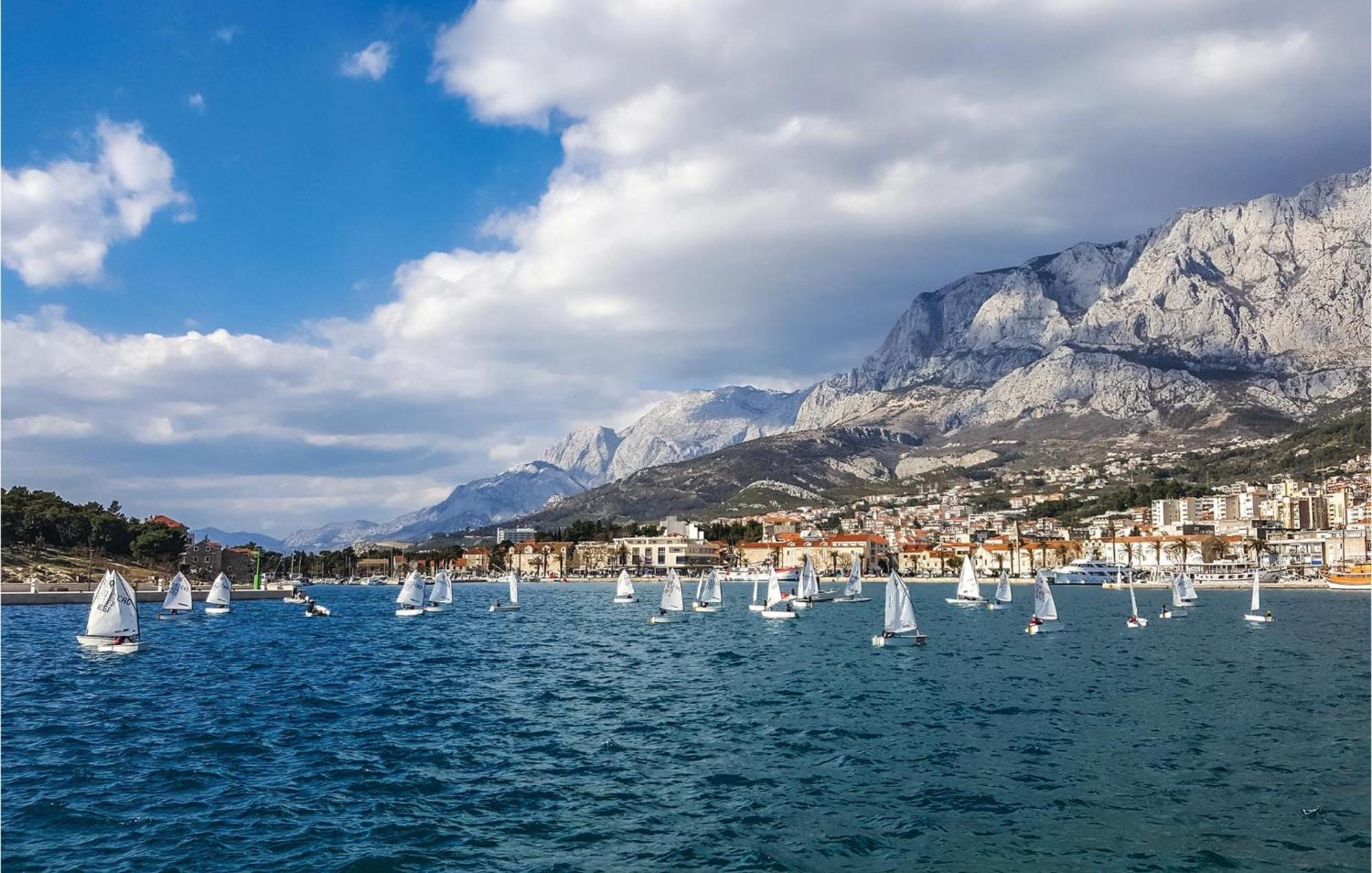 Nice Apartment In Makarska With House Sea View Extérieur photo